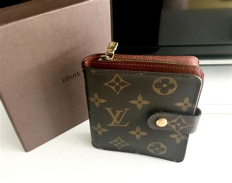 small wallets Louis Vuitton